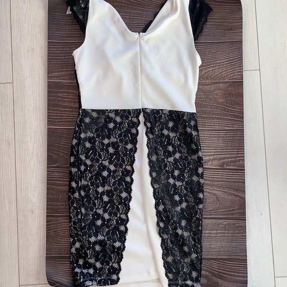 Venus size S cute dress - Picture 2 of 2